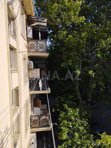 Satılır 3 otaqlı köhnə tikili 70 m², Elmlər Akademiyası m., photo 8 from 32