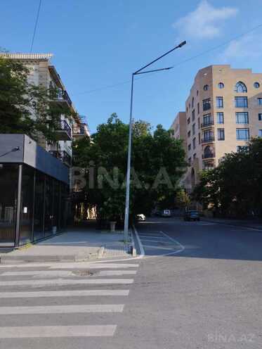 Satılır 3 otaqlı köhnə tikili 70 m², Elmlər Akademiyası m., photo 1 from 32