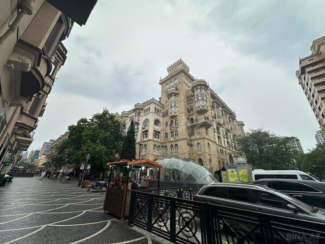 İcarəyə verilir 3 otaqlı köhnə tikili 100 m², Sahil m., photo 6 from 30