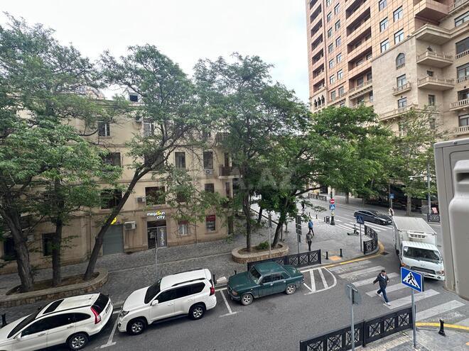 İcarəyə verilir 3 otaqlı köhnə tikili 100 m², Sahil m., photo 13 from 30