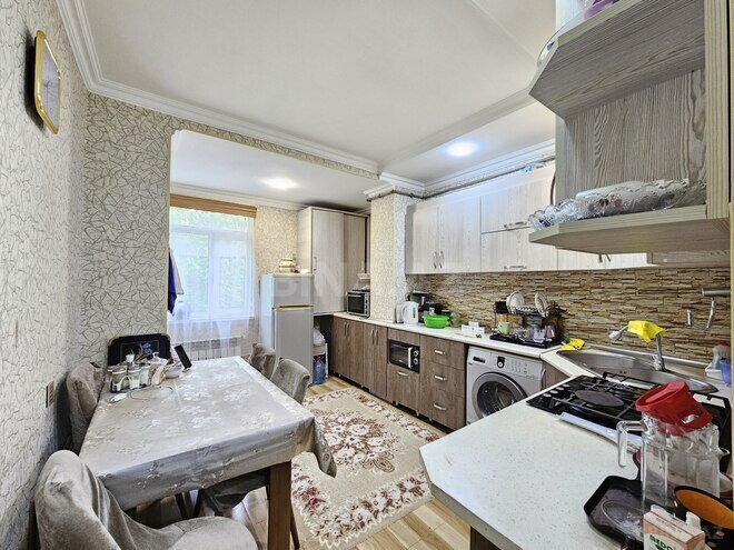 Продаётся 2-комн. вторичка 70 м², photo 11 from 17