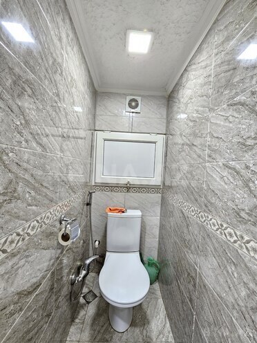 Продаётся 2-комн. вторичка 70 м², photo 16 from 17
