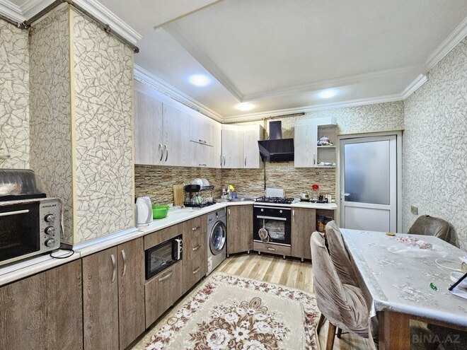 Продаётся 2-комн. вторичка 70 м², photo 10 from 17