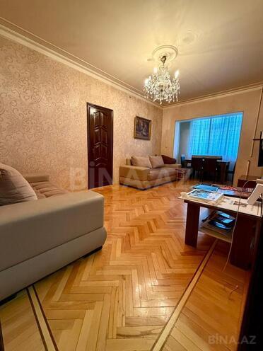 Satılır 4 otaqlı köhnə tikili 105 m², Memar Əcəmi m., photo 3 from 16