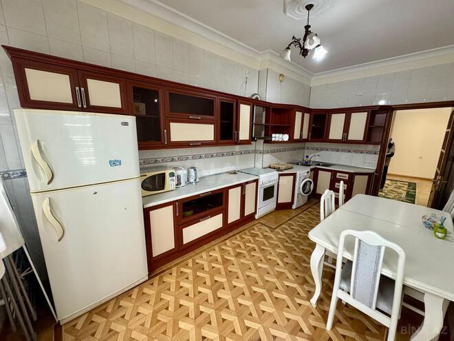 Сдаётся 3-комн. новостройка 140 м², м. Низами, photo 9 from 23