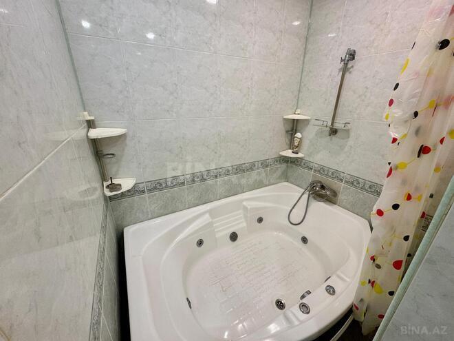 Сдаётся 3-комн. новостройка 140 м², м. Низами, photo 14 from 23