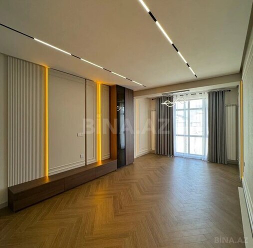 Продаётся 3-комн. новостройка 120 м², м. Иншаатчылар, photo 1 from 16