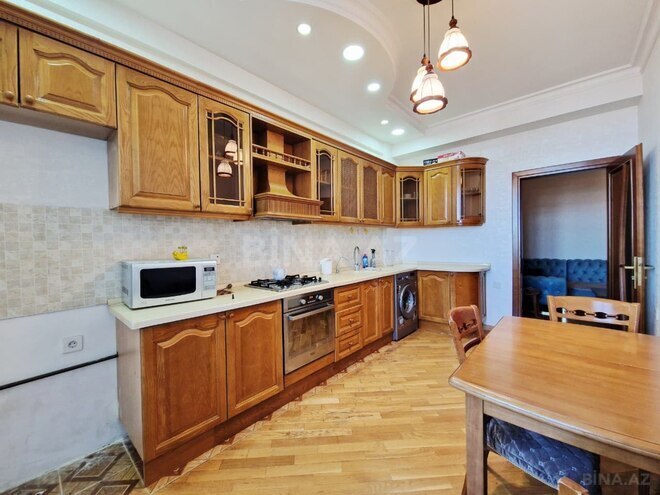 Сдаётся 3-комн. новостройка 120 м², м. Кара Караев, photo 10 from 16