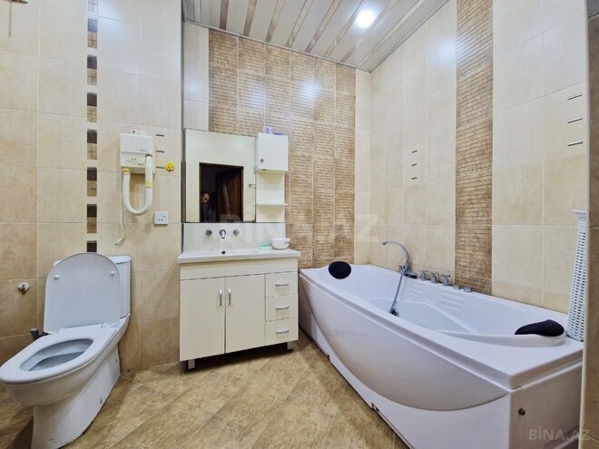 Сдаётся 3-комн. новостройка 120 м², м. Кара Караев, photo 13 from 16