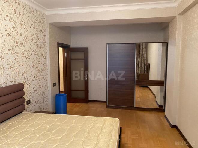 Сдаётся 3-комн. новостройка 130 м², м. Бакмил, photo 12 from 15