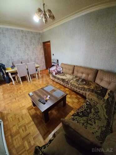 Продаётся 2-комн. вторичка 70 м², пос. 8-й мкр, photo 1 from 15