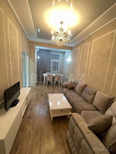 Сдаётся 2-комн. новостройка 65 м², м. Кара Караев, photo 1 from 13