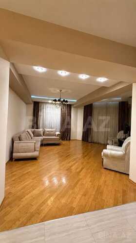 Сдаётся 2-комн. новостройка 90 м², м. 20 января, photo 1 from 6