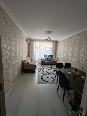 Продаётся 3-комн. вторичка 65 м², пос. Ази Асланова, photo 1 from 12
