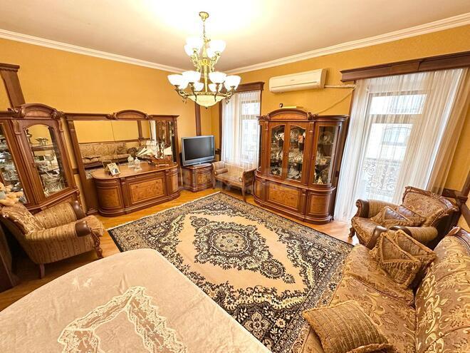 Satılır 2 otaqlı köhnə tikili 70 m², İçəri Şəhər m., photo 4 from 14
