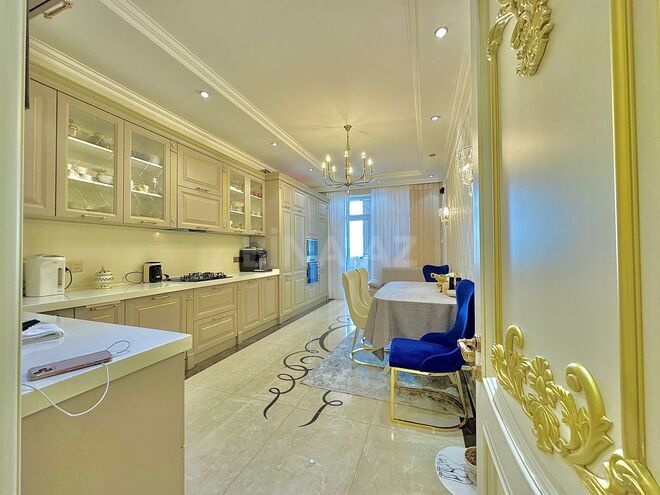 Satılır 4 otaqlı yeni tikili 220 m², Qara Qarayev m., photo 9 from 32