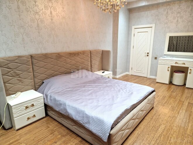 Сдаётся 4-комн. новостройка 196 м², Насиминский  р., photo 11 from 24