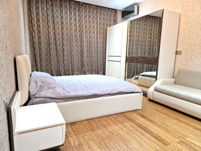 Сдаётся 4-комн. новостройка 196 м², Насиминский  р., photo 7 from 24