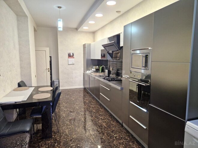 Сдаётся 4-комн. новостройка 196 м², Насиминский  р., photo 16 from 24