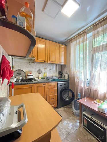 Satılır 3 otaqlı köhnə tikili 60 m², İnşaatçılar m., photo 15 from 20