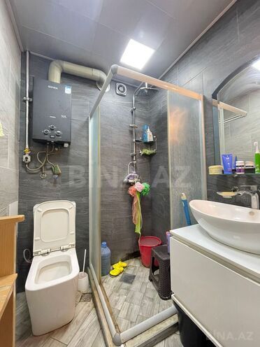 Satılır 3 otaqlı köhnə tikili 60 m², İnşaatçılar m., photo 17 from 20