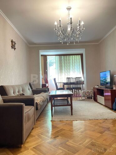 Satılır 3 otaqlı köhnə tikili 60 m², İnşaatçılar m., photo 1 from 20
