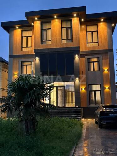Продаётся 8-комн. дом/дача 800 м², пос. Ази Асланова, photo 1 from 32