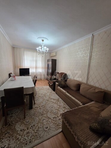 Продаётся 2-комн. вторичка 60 м², м. Ази Асланов, photo 1 from 15