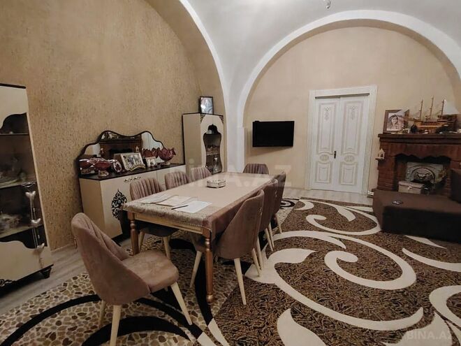 Satılır 4 otaqlı köhnə tikili 114 m², 28 May m., photo 7 from 16