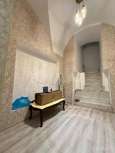 Satılır 4 otaqlı köhnə tikili 114 m², 28 May m., photo 3 from 16