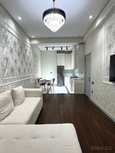 İcarəyə verilir 3 otaqlı yeni tikili 98 m², 28 May m., photo 3 from 10