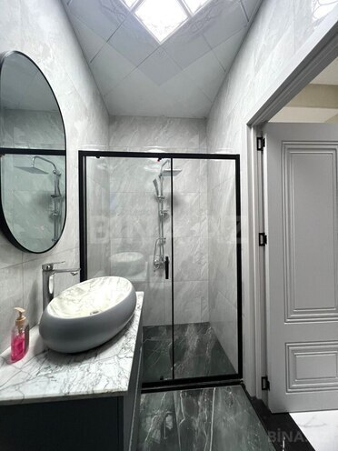 İcarəyə verilir 3 otaqlı yeni tikili 98 m², 28 May m., photo 8 from 10