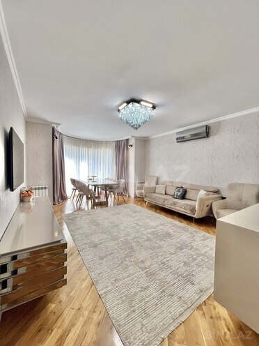 Satılır 2 otaqlı yeni tikili 65 m², 8 Noyabr m., photo 1 from 10