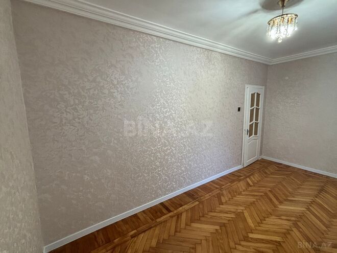Satılır 2 otaqlı köhnə tikili 55 m², Xalqlar Dostluğu m., photo 11 from 17