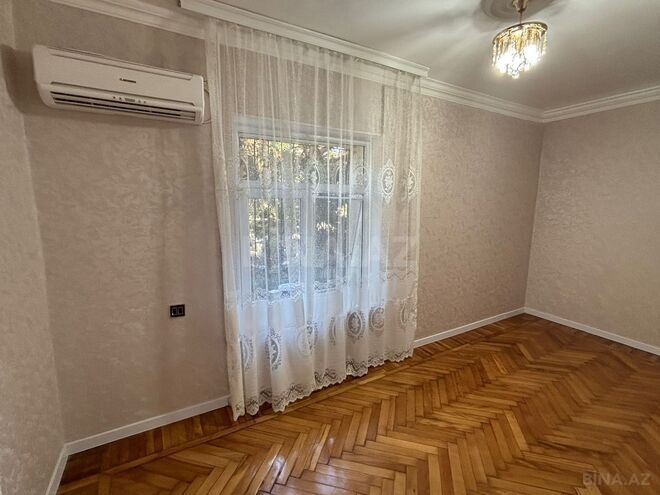 Satılır 2 otaqlı köhnə tikili 55 m², Xalqlar Dostluğu m., photo 8 from 17