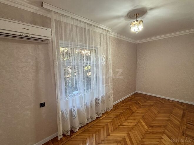 Satılır 2 otaqlı köhnə tikili 55 m², Xalqlar Dostluğu m., photo 9 from 17