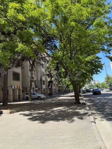 Satılır 3 otaqlı köhnə tikili 60 m², İnşaatçılar m., photo 27 from 29