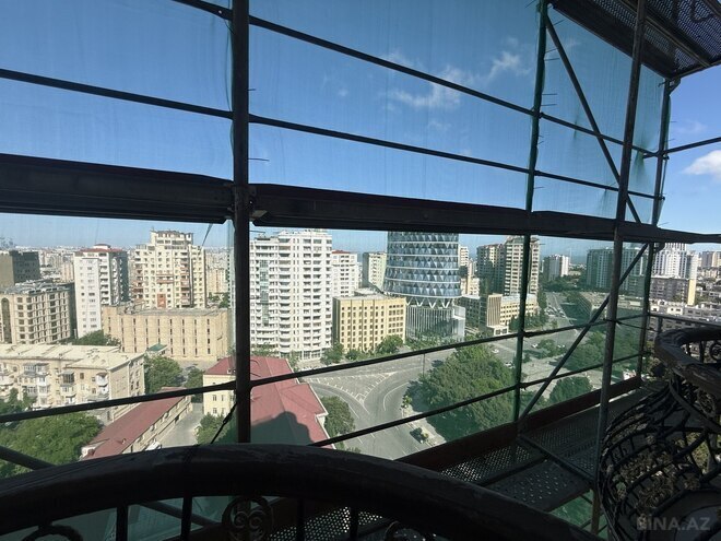 Продаётся 4-комн. новостройка 215 м², м. Элмляр Академиясы, photo 10 from 17