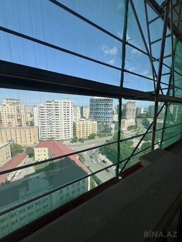 Продаётся 4-комн. новостройка 215 м², м. Элмляр Академиясы, photo 8 from 17