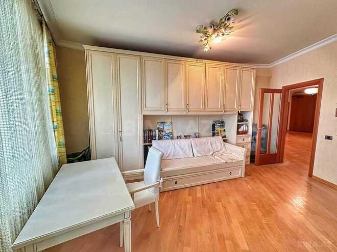 Satılır 4 otaqlı yeni tikili 240 m², 28 May m., photo 13 from 23