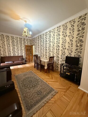 Satılır 2 otaqlı köhnə tikili 65 m², Nərimanov r., photo 1 from 23