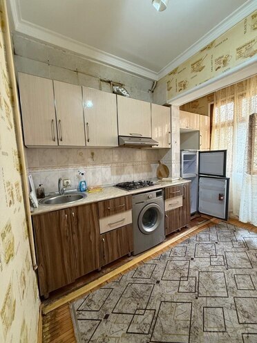 Satılır 2 otaqlı köhnə tikili 65 m², Nərimanov r., photo 13 from 23