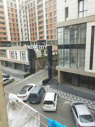 Продаётся 2-комн. вторичка 45 м², м. Элмляр Академиясы, photo 1 from 12