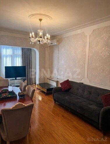 Продаётся 4-комн. вторичка 110 м², м. Нариман Нариманов, photo 3 from 9