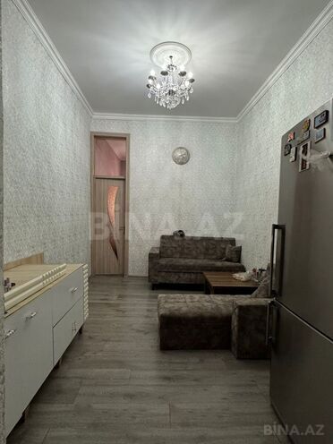 Satılır 3 otaqlı köhnə tikili 50 m², Sahil m., photo 9 from 10