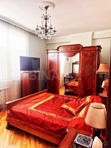 Продаётся 3-комн. новостройка 130 м², м. Элмляр Академиясы, photo 5 from 14