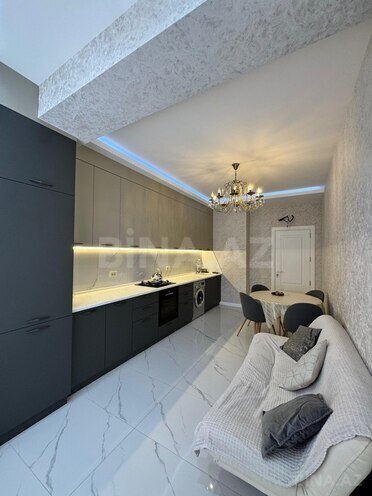 Продаётся 3-комн. новостройка 110 м², Хатаинский р., photo 1 from 15