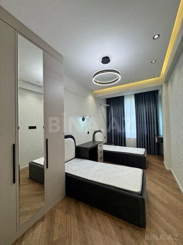 Продаётся 3-комн. новостройка 91 м², м. Ази Асланов, photo 1 from 18