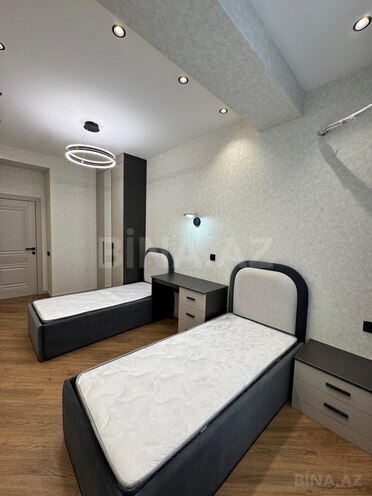Продаётся 3-комн. новостройка 91 м², м. Ази Асланов, photo 3 from 18