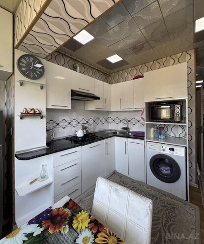 Satılır 4 otaqlı köhnə tikili 100 m², İnşaatçılar m., photo 11 from 15